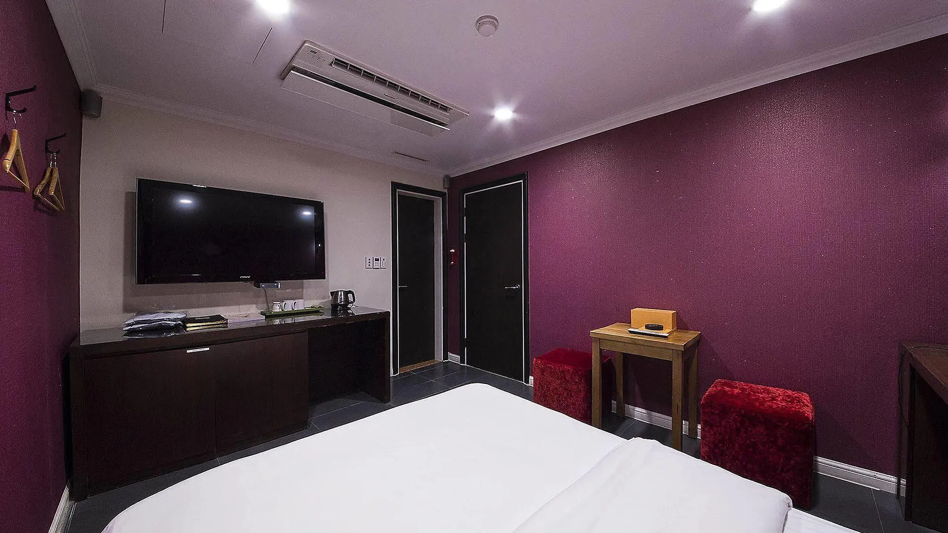 Mate Hotel Seoul 金浦